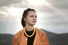 Site-specific koncerty: Bára Poláková + Bára Zmeková + DVA
