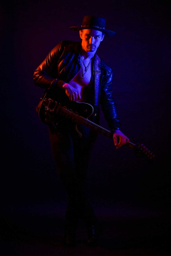 Robin Schenk a WraaDap Band
