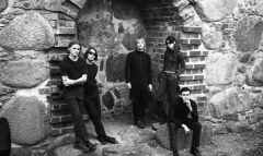 Den Der Hale + Mancy Sono