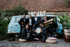 Rybičky 48 Fest Megakoncerty Doma