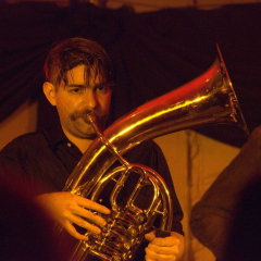 Holy Fanda & Friends (from the Reverends) Play The Band