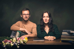 Koncerty vo Vianočnej električke: Katarína Koščová a Daniel Špiner