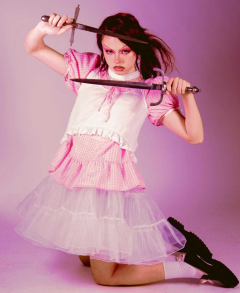 Last Night Ever: Frost Children DJs + Saska DJ set + bugiebby & exegesis