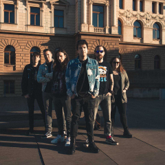 Koby Fray + The Flip Flops + Domino + Stav beztíže