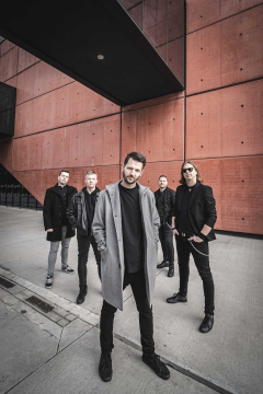 Reflections of Amnesia + Pearly Seconds