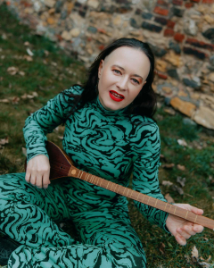 Alice Bauer Q – The Way I Am