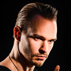 Robin Schenk a WraaDap Band