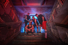 Krucipüsk + Xavier Baumaxa