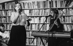 Mindless Motion + Světlem