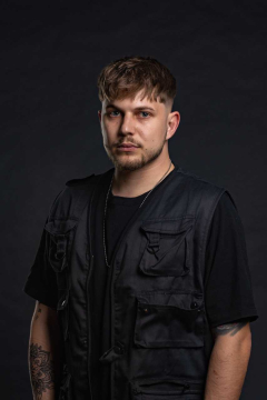 Zayo – Klobúk Dole Tour – Nové Zámky