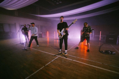 Fešáci vrací úder II – Defibe a Bexley