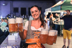 Treffpunkt 2026: rezervace stolu po 4 osoby