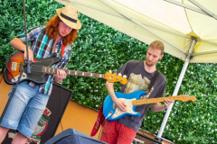 Čtvrt na smrt + Nora