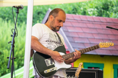 Čtvrt na smrt + Nora