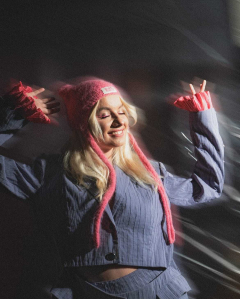 Kriss Krimm + Quatro Emocione