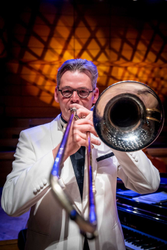 The World Famous Glenn Miller Orchestra