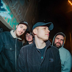 Brutální Jahoda & Vědomí v Rockli