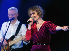 Hanka…je naprosto nezbytné