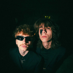 RUWORR!ED + support: The Creaks