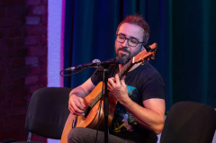 Karel Kryl – Anděl s polámanými křídly: Pavel Hošek + Milan Bátor