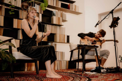 Lenka v Davu & monjur