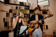 Lenka v Davu & monjur