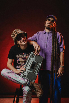 Medial Banana + Ley Lofaj