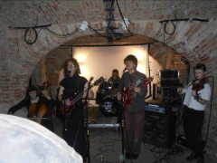 Brána + C-Pentane + itlookssinister