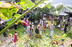 Rodinný divadelní festival na Švestkovém dvoře 2026
