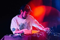 A4 Reboot (otvorenie sezóny): yibai (HU) + dj sniff (JP) + diskusia, vernisáž