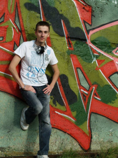 Hallucinator + Akrom + další