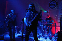 Fešáci vrací úder II – Defibe a Bexley