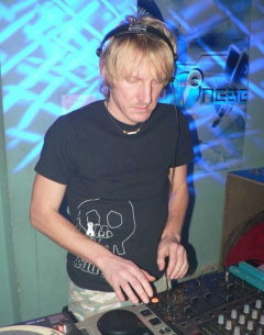 Aquarius: Hypnocoustics + Petrix + další