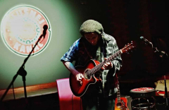 Chilli Eyes + guests: Tomáš J Holý + Nanday (acoustic)