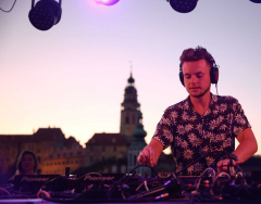 128 BPM s Melvinem Coxxem