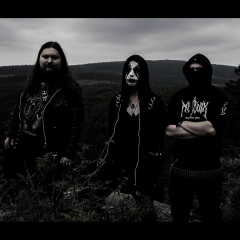 Under the Blade vol. I