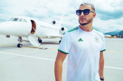 The MUZE: Collectors of Sirens