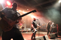 Cock Sparrer + The Fialky + La Inquisición