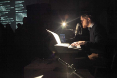 András Cséfalvay: Hudební performance ve výstavě z cyklu Art Sounds